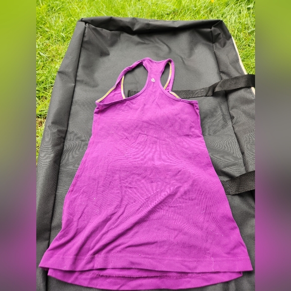 Lululemon purple tank top size 6 - Picture 2 of 2